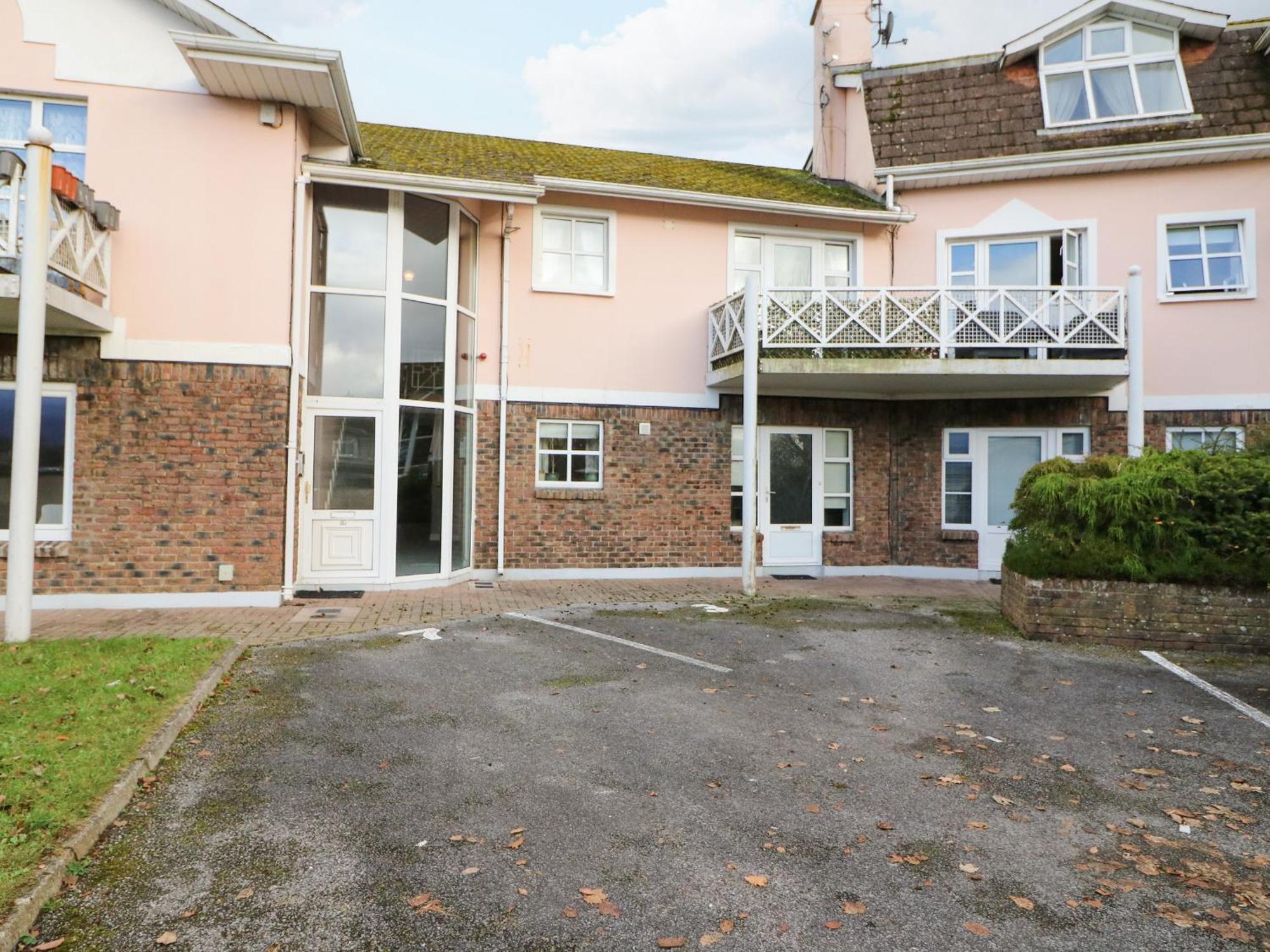 8 Scrahan Place Киларни Екстериор снимка